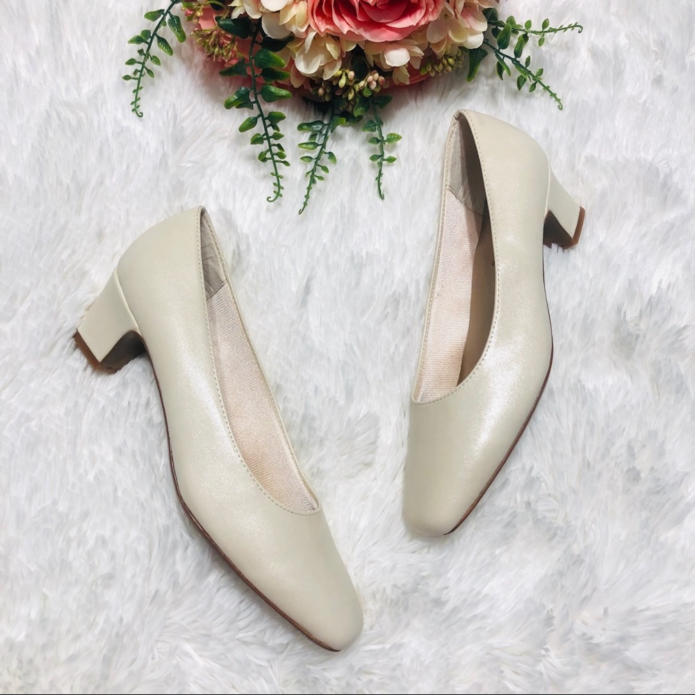 Life Stride Jade Dress Pumps NWT NIB